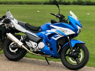 suzuki-inazuma-250f-2015-only-5700-miles-in-whinmoor-west-yorkshire-gumtree