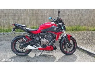 mt07-lava-red-abs-2016-a2