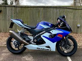 suzuki-gsxr-1000-k5-2005-05-super-sport-stunning-example