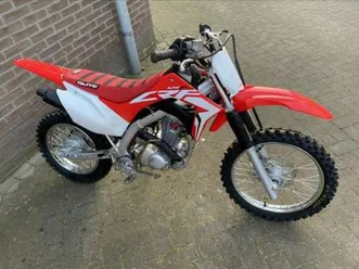 honda-crf-125-2020-kleine-wielen