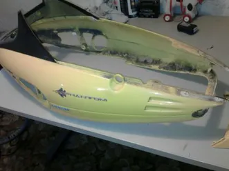 malaguti-f12-phantom-verkleidung-mit-heckspoiler