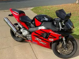 honda-cbr954rr-fireblade-cbr900r-cbr900a-not-zx-9-gsxr1000-r1