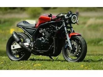 yamaha-fzs-600-custom-cafe-racer