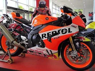 honda-cbr1000rr-r-sp-special-1-off-repsol-motogp-replica-marquez-or-espargaro
