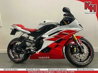 yamaha-r6-red-and-white-2006-toce-exhaust-harris-racing-fuel-cap-warranty
