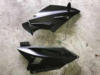 yamaha-yzf-r125-seitenverkleidung-front-rechts