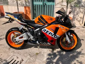 honda-cbr-600-rr-2003-repsol