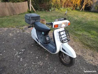 honda-lead-80-vintage-collection