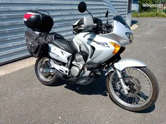 honda-transalp-650-de-2001-avec-67-000kms-bridable-a2
