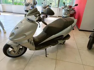 vendo-malaguti-f12-phantom-max-200-usata-a-torino-codice-8394030