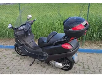 piaggio-x9-250-2000-accessori-da-provare
