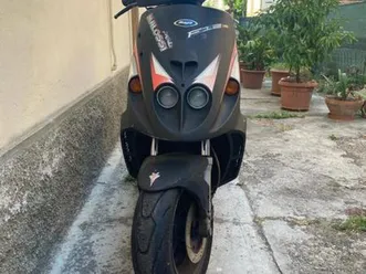 vendo-malaguti-f12-phantom-50-cat-racing-life-usata-a-pesaro-codice-8405394