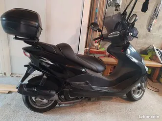scooter-125-yamaha-2005-bon-etat-1350-euros