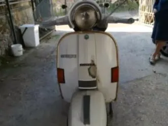 vespa-px-150-da-restaurare-unico-proprietario