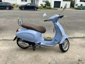 vespa-primavera-50-iget-azzurro-blau