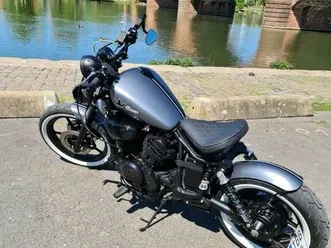 queen-yamaha-virago-1100-bobber-tuv-neu-custom