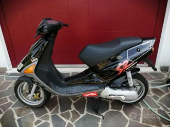 aprilia-sr-50-replica-max-biaggi