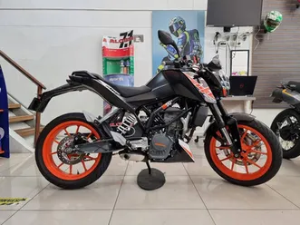 ktm-duke-200-2018