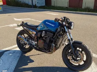 cafe-racer-kawasaki-gpx750r