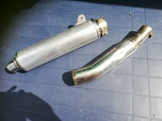 remus-auspuff-typ-130-von-yamaha-fz-750-mit-zwischenrohr-devil