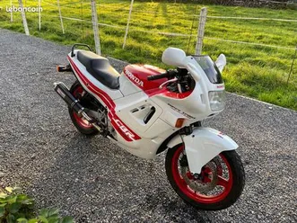 honda-cbr-600-pc-19-etat-collection