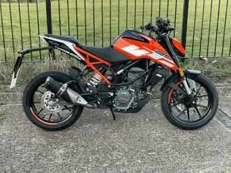 2018-ktm-duke-125-leaner-legal-delivery-available-p-x-welcome-1-291-miles-in-leicester