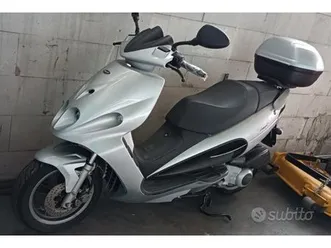 phantom-f12-max-200-malaguti