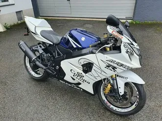 suzuki-gsxr-750-k5-gsx-r-gixxer-predator-corona-g-pack