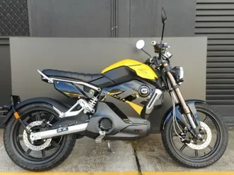 2021-super-soco-electric-tc-max-alloy-wheel-road