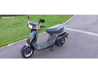 scooter-yamaha-beluga-80-cc-idem-mbk-active
