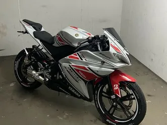 YAMAHA yamaha-yzf-r125-50th-anniversary-edition-leo-vince-led 