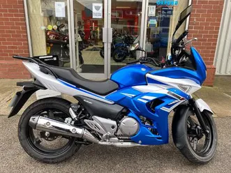 suzuki-inazuma-250f-sports-tourer-248cc