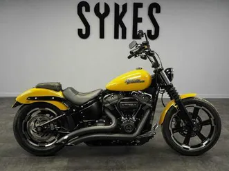2019-harley-davidson-fxbb-softail-street-bob-in-rugged-gold