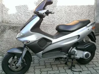 vendo-gilera-runner-200-vxr-2002-05-usata-a-como-codice-8282025-moto-it
