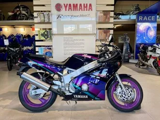 yamaha fzr 600 7000km etat exceptionnel ! 1994 600 cm3 | moto sportive | 7 000 km | noir | 83520 roquebrune sur argens