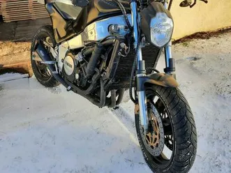 streetfighter-yamaha-fzr-1000