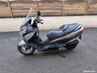 suzuki-uh-burgman-125-2011