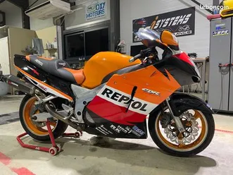 cbr-1100-xx-repsol