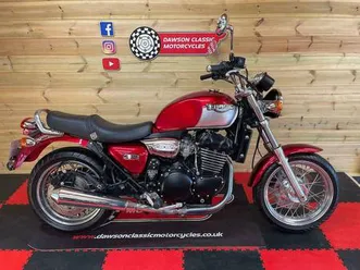 triumph-legend-tt-900