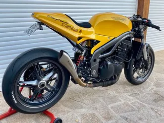 triumph-daytona-955i-t595