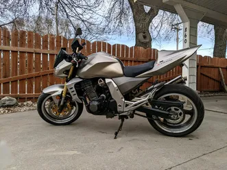 2005-kawasaki-z1000
