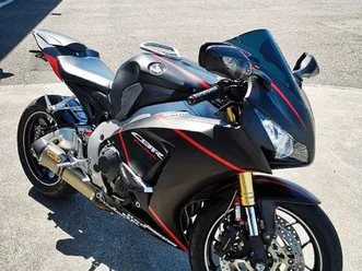 cbr-1000-rr-2013-full-sc59