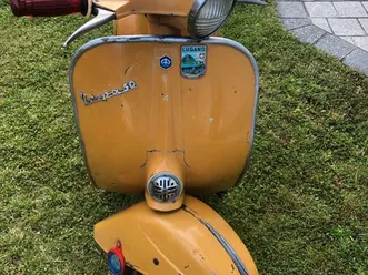 vespa-50l-giallo-positano-o-lack-conservata