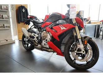 2022-bmw-s-1000-r-racing-red