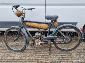 mobylette-motoconfort-bonnie-un-des-rare-exemplaire-201-de-la-mobylette-motobecane-bon