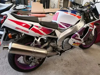 yamaha-yzf-750-r-genesis