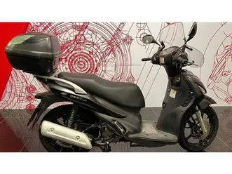 vendo suzuki sixteen 150 (2007 - 14) usata a calvi (codice 8588356) - moto.it