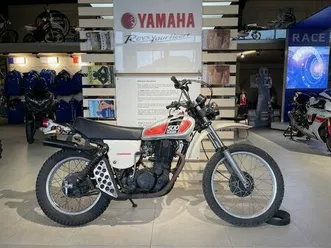 yamaha xt 500 de serge bacou 1ere serie ! 1976 500 cm3 | moto trail | 25 000 km | blanc | 83520 roquebrune sur argens