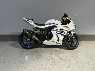 2018-suzuki-gsx-r1000-abs