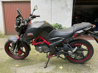 ksr-motorcycle-grs-125-black-edition-limited-edition-patent-a1